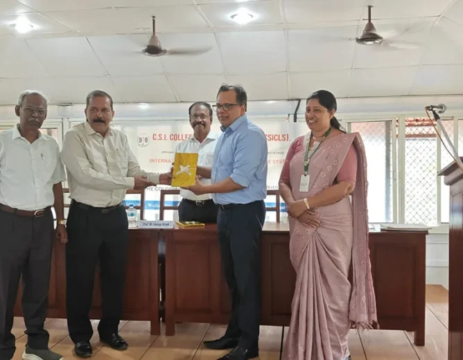 Mayor Baiju Thittala delivered the keynote address at the International Seminar on Criminal Justice System held at CSI College for Legal Studies